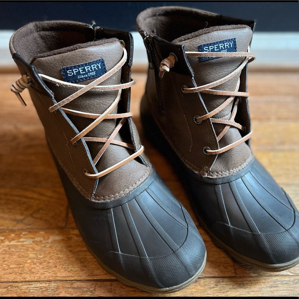 EUC Sperry Saltwater Duck Boots Size 9